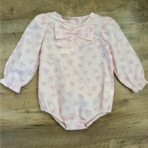 The Beaufort Bonnet Company Beatrice Bow Onesie Best Buds 2T NWT